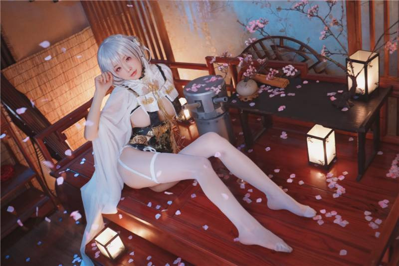 【COS】巨乳 大白腿!今年最性感cos!天狼星9位coser合集 【222P2.85G】